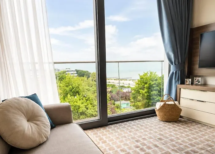 Golden Hour Marine Suite 508 - Sea View At Marine Hotel